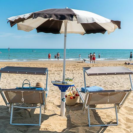 Hotel Parigi Bibione Extérieur photo