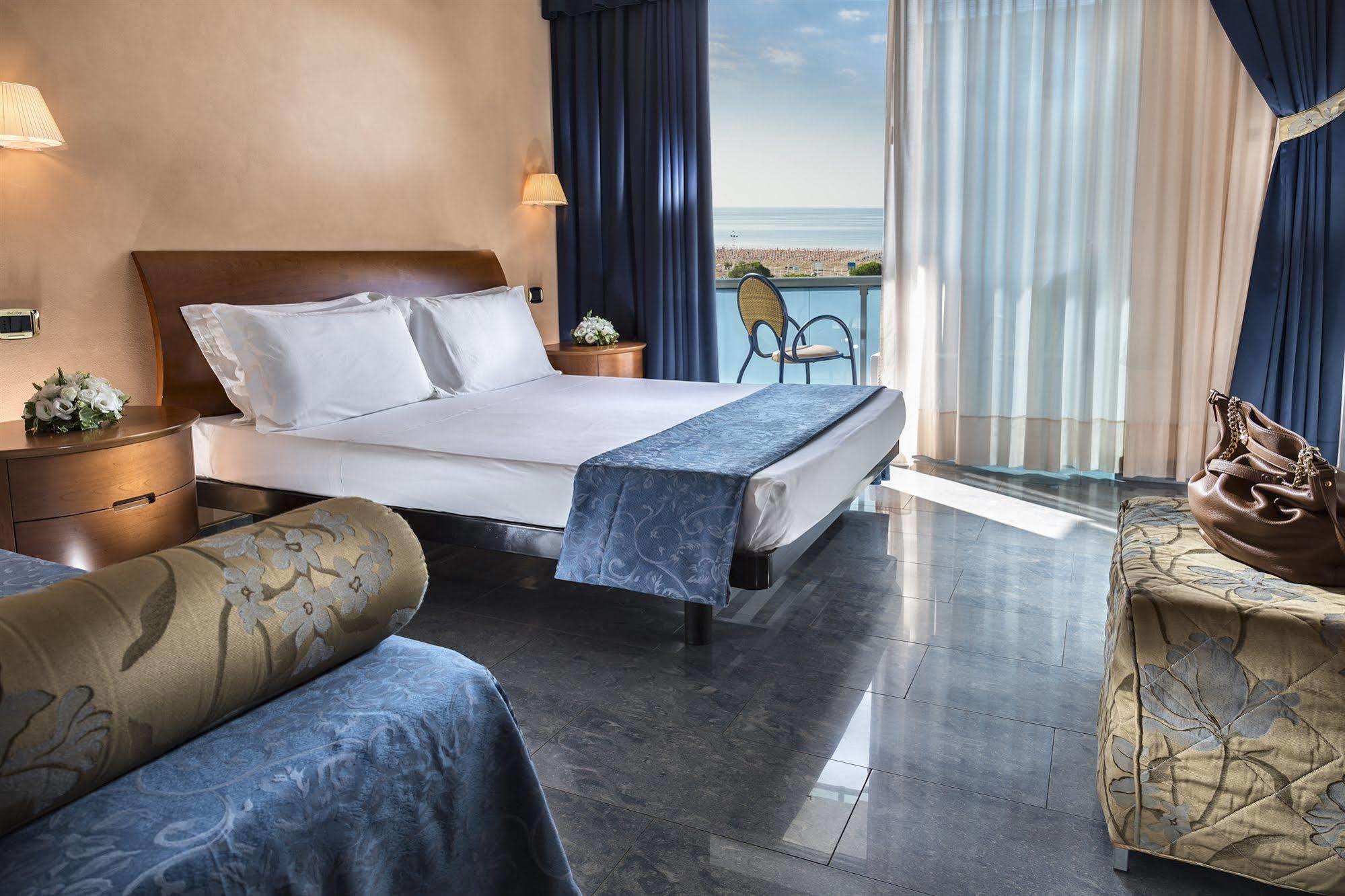 Hotel Parigi Bibione Extérieur photo